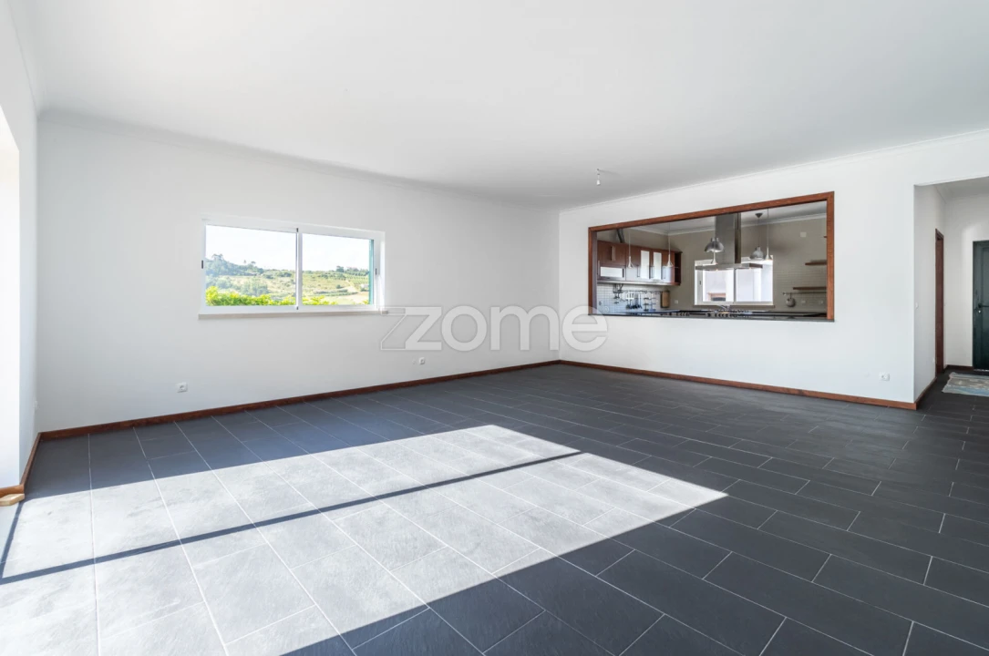 Moradia T3 para Venda em Alcobaça e Vestiaria Foto 29