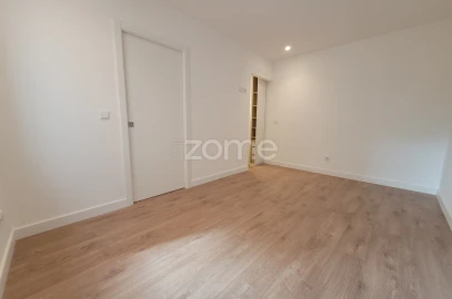 Moradia T3 para Venda em Marrazes e Barosa