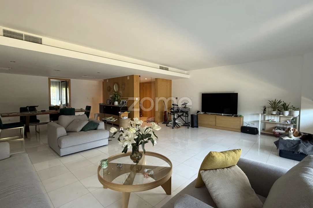 Apartamento T4 para Venda em Cascais e Estoril Foto 15