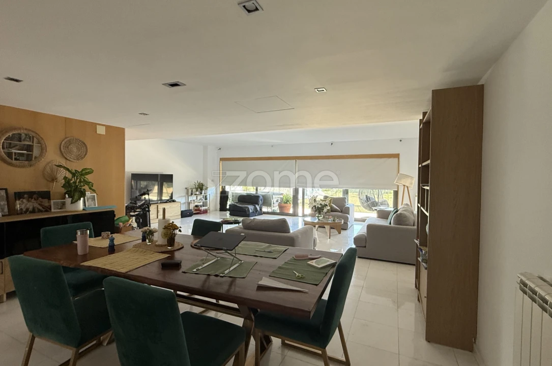 Apartamento T4 para Venda em Cascais e Estoril Foto 18