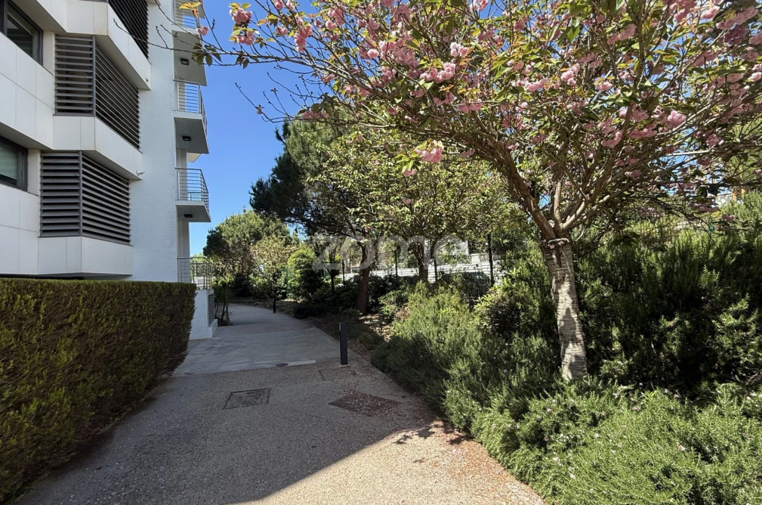 Apartamento T4 para Venda em Cascais e Estoril Foto 33