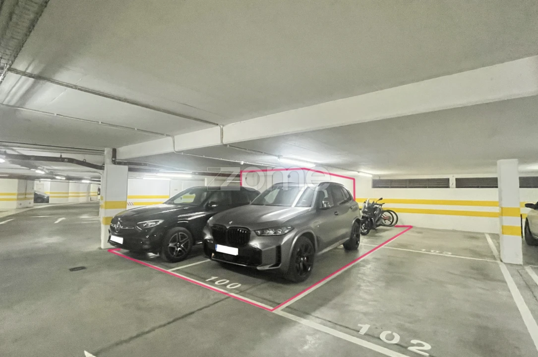 Apartamento T4 para Venda em Cascais e Estoril Foto 34
