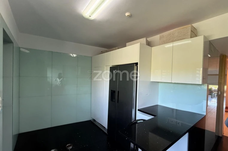 Apartamento T4 para Venda em Cascais e Estoril Foto 21
