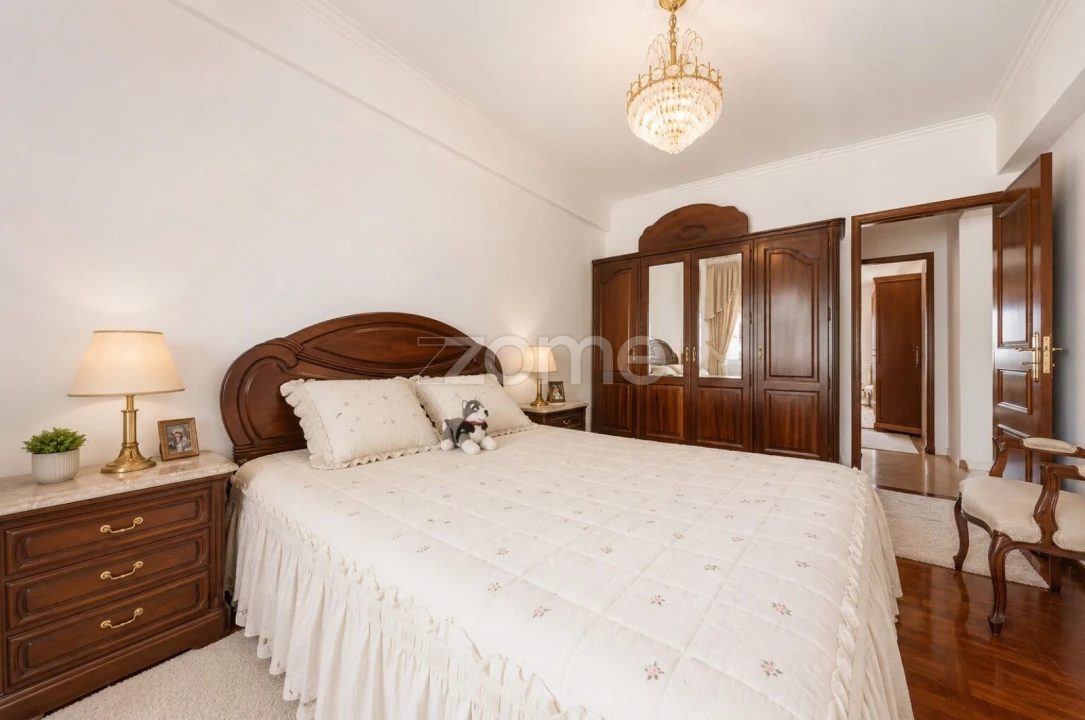 Apartamento T3 para Venda em Póvoa de Santa Iria e Forte da Casa Foto 14