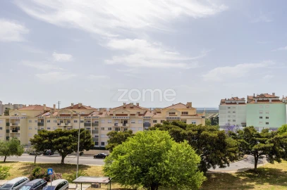 Apartamento T3 para Venda em Póvoa de Santa Iria e Forte da Casa