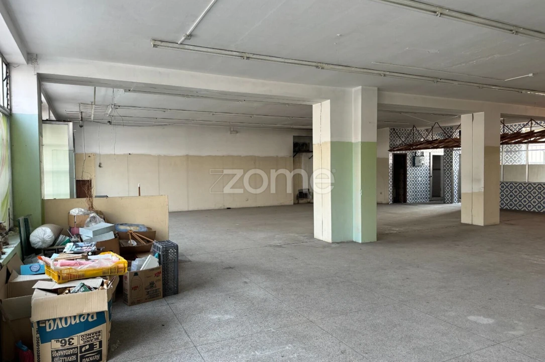 Apartamento T1 para Venda em São Paio de Oleiros Foto 7
