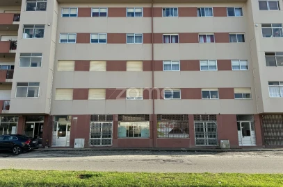 Apartamento T1 para Venda em São Paio de Oleiros
