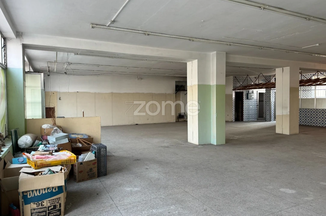 Apartamento T1 para Venda em São Paio de Oleiros Foto 7