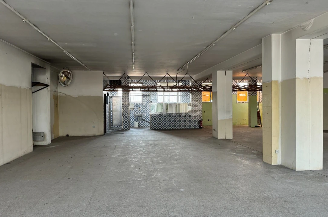 Apartamento T1 para Venda em São Paio de Oleiros Foto 15