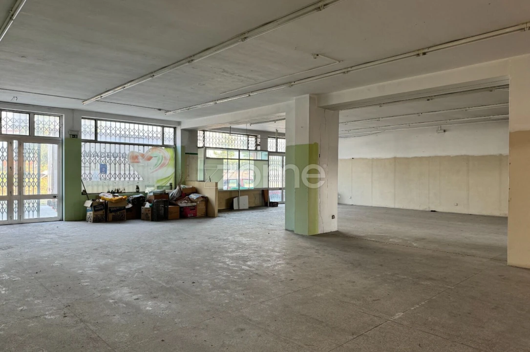 Apartamento T1 para Venda em São Paio de Oleiros Foto 6
