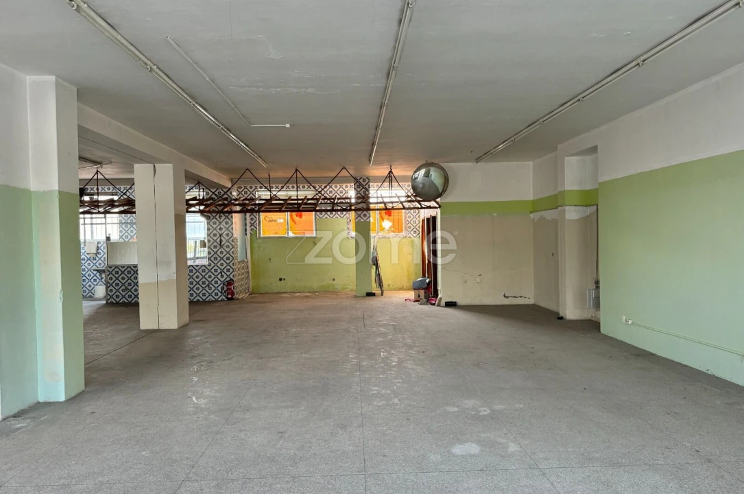 Apartamento T1 para Venda em São Paio de Oleiros Foto 10