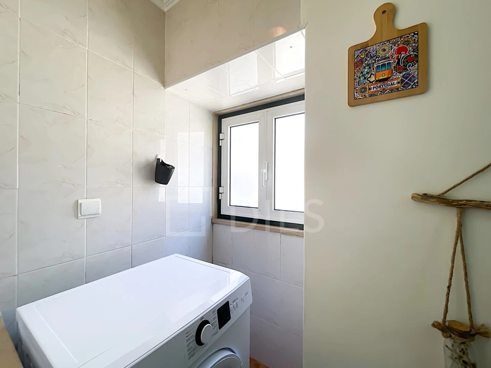 Apartamento T3 para Venda em Ajuda Foto 15
