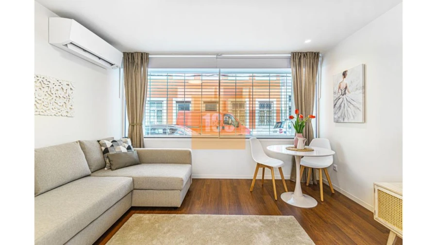 Apartamento T1 para Venda em Cedofeita, Santo Ildefonso, Sé, Miragaia, São Nicolau e Vitória Foto 3