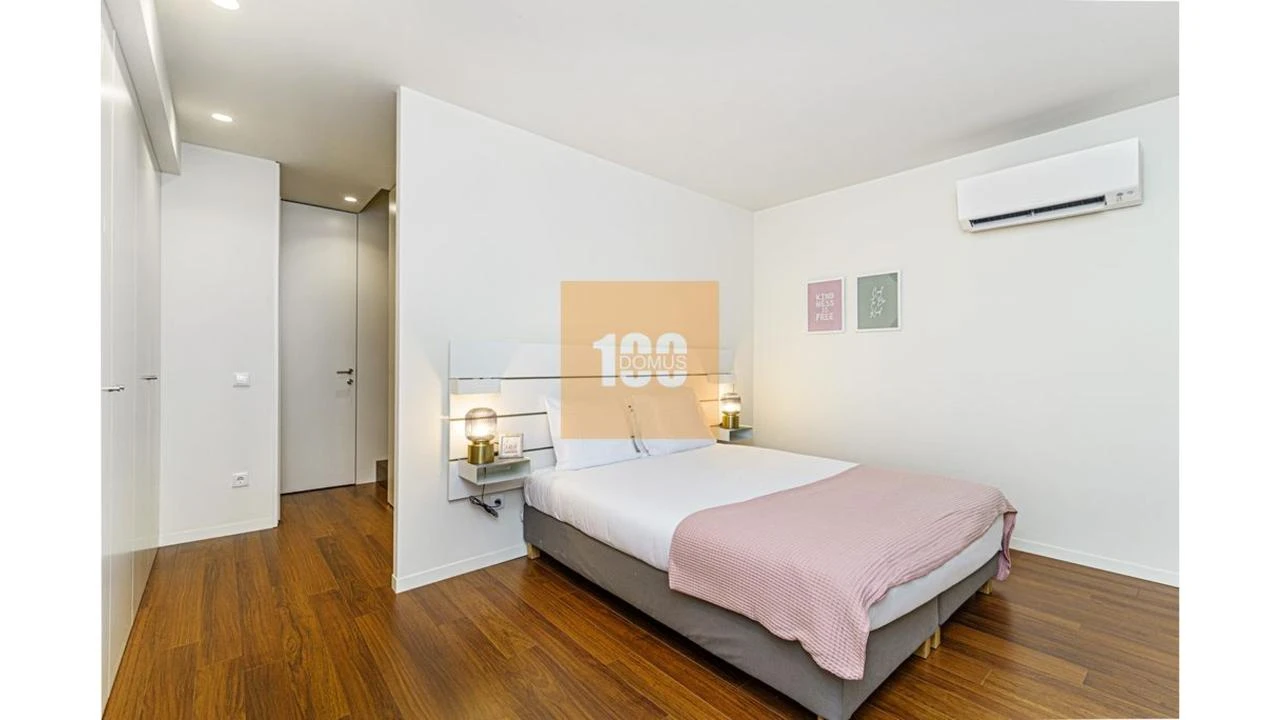 Apartamento T1 para Venda em Cedofeita, Santo Ildefonso, Sé, Miragaia, São Nicolau e Vitória Foto 14