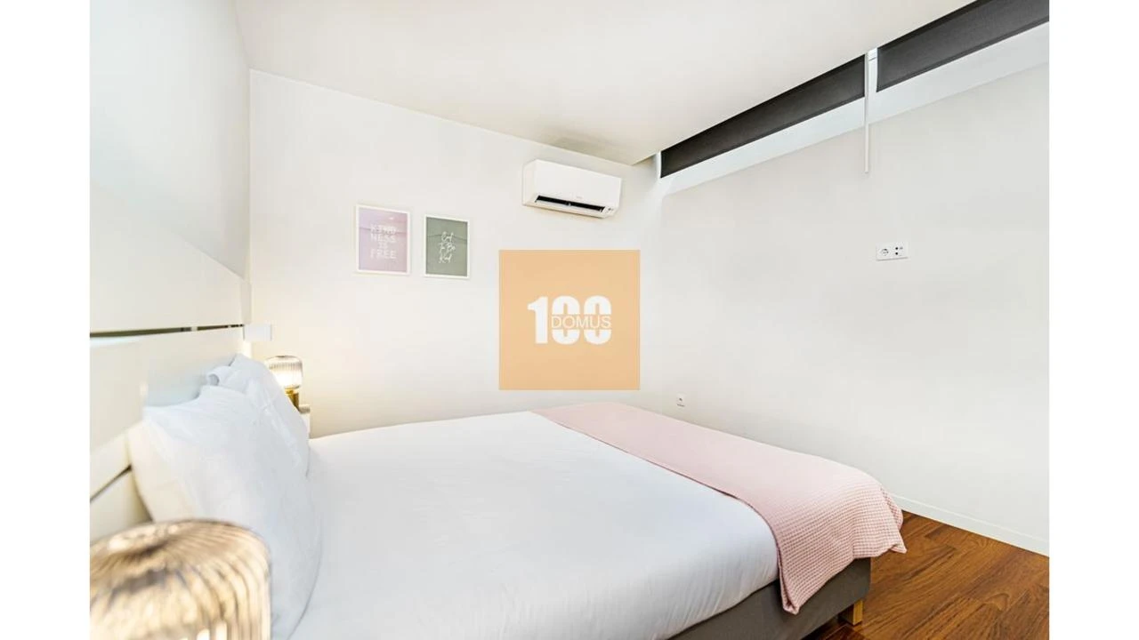 Apartamento T1 para Venda em Cedofeita, Santo Ildefonso, Sé, Miragaia, São Nicolau e Vitória Foto 15