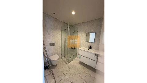 Apartamento T2 para Venda em Cedofeita, Santo Ildefonso, Sé, Miragaia, São Nicolau e Vitória