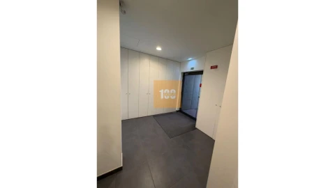 Apartamento T2 para Venda em Cedofeita, Santo Ildefonso, Sé, Miragaia, São Nicolau e Vitória