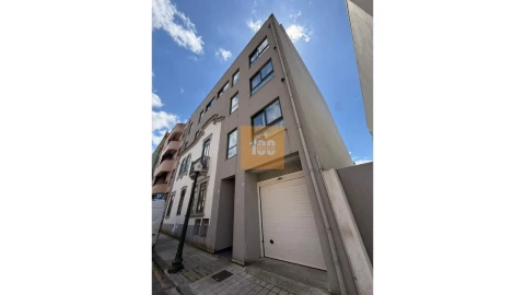 Apartamento T2 para Venda em Cedofeita, Santo Ildefonso, Sé, Miragaia, São Nicolau e Vitória