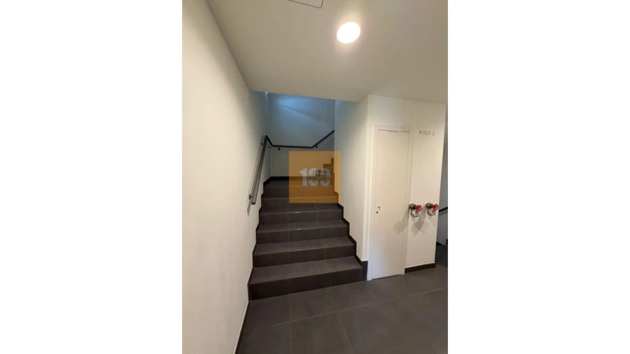 Apartamento T2 para Venda em Cedofeita, Santo Ildefonso, Sé, Miragaia, São Nicolau e Vitória Foto 23