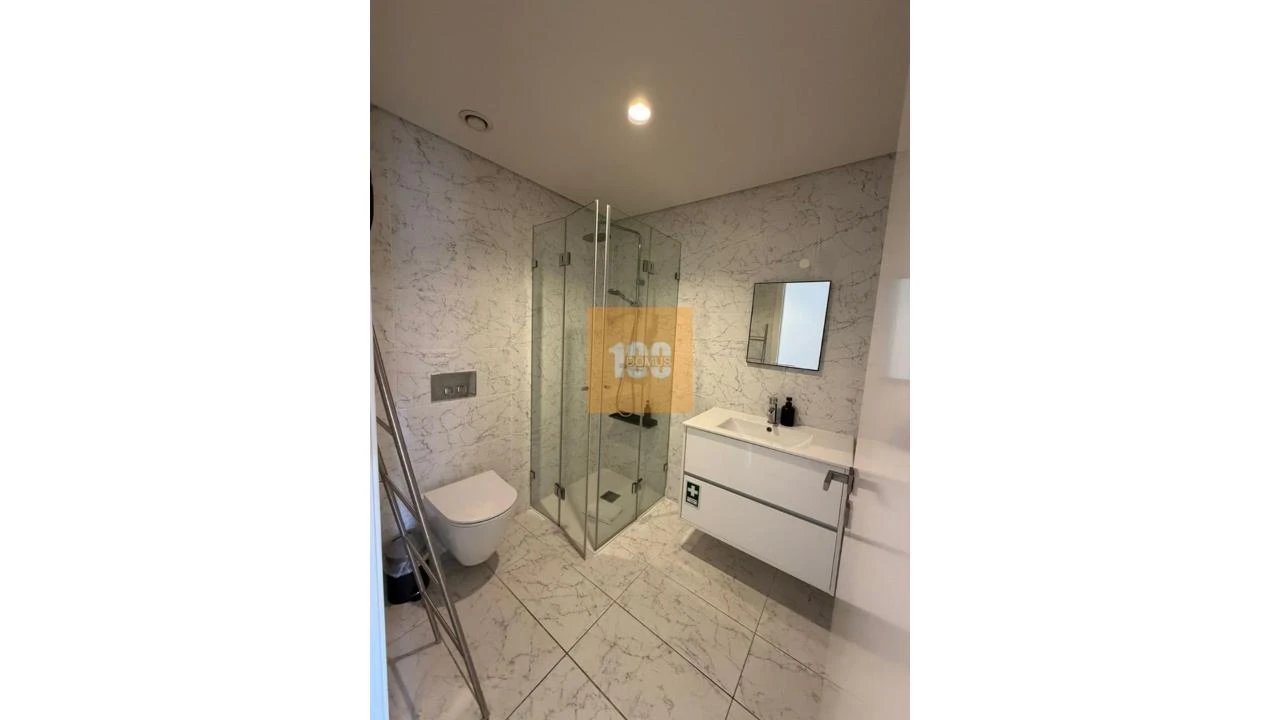 Apartamento T2 para Venda em Cedofeita, Santo Ildefonso, Sé, Miragaia, São Nicolau e Vitória Foto 18