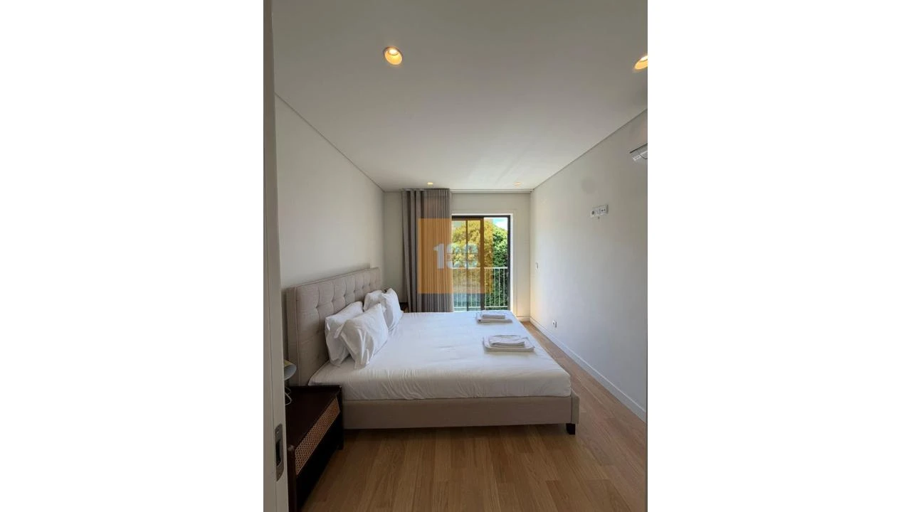 Apartamento T2 para Venda em Cedofeita, Santo Ildefonso, Sé, Miragaia, São Nicolau e Vitória Foto 14