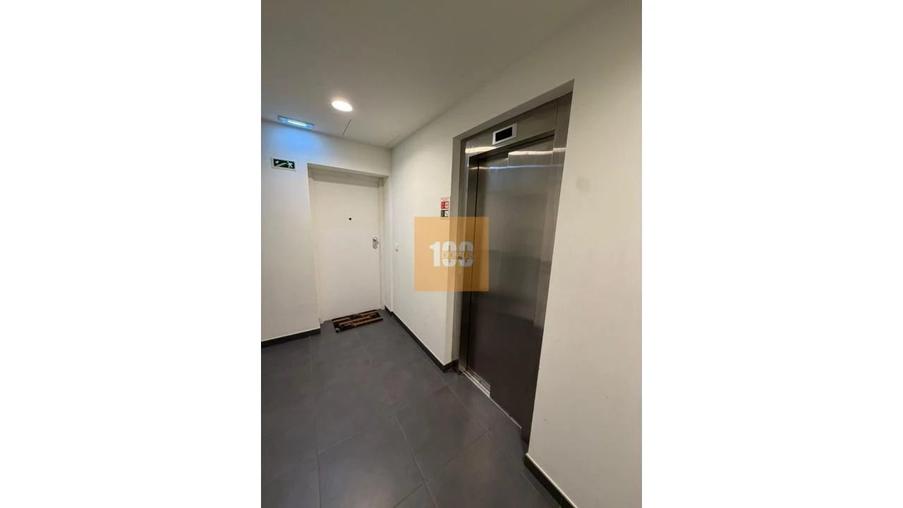 Apartamento T2 para Venda em Cedofeita, Santo Ildefonso, Sé, Miragaia, São Nicolau e Vitória Foto 20