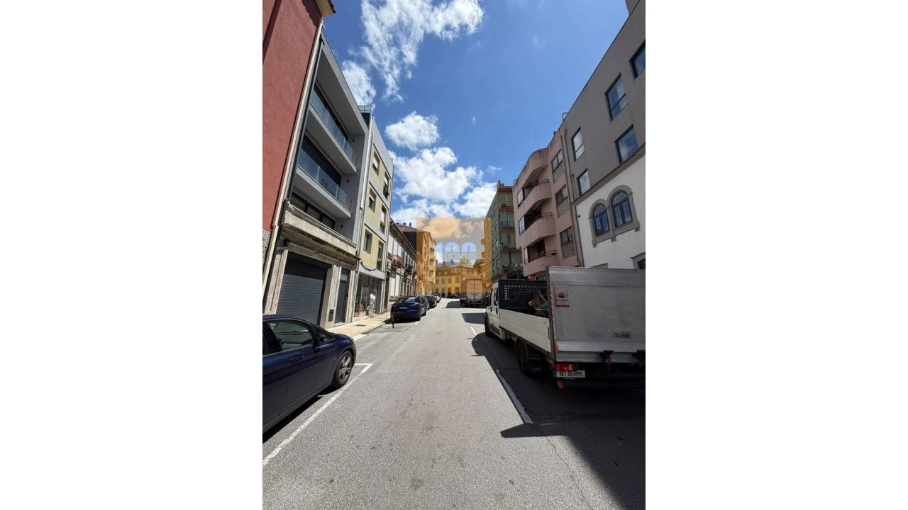 Apartamento T2 para Venda em Cedofeita, Santo Ildefonso, Sé, Miragaia, São Nicolau e Vitória Foto 27