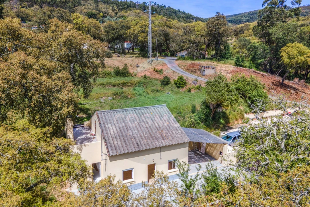 Moradia T3 para Venda em Marmelete Foto 1
