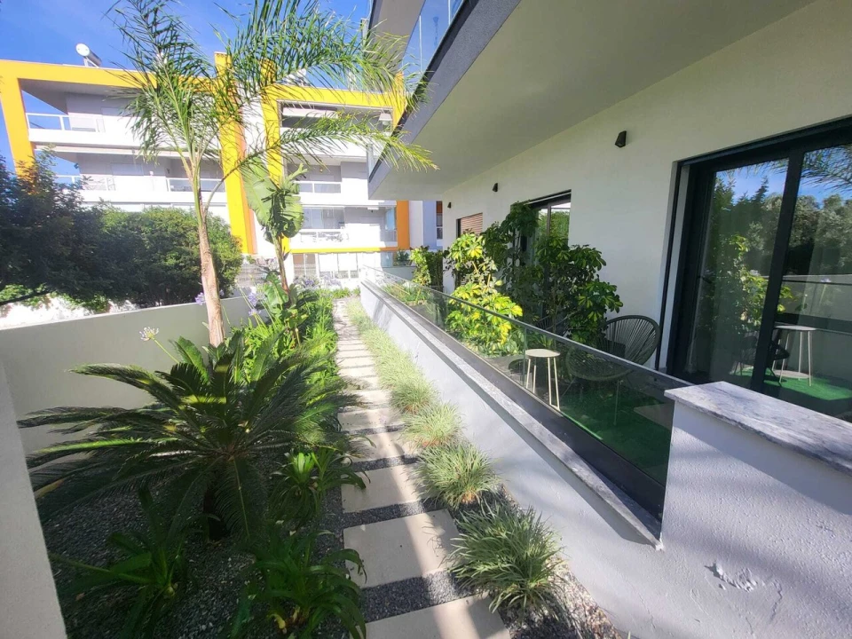 Apartamento T2 para Venda em Portimão Foto 13
