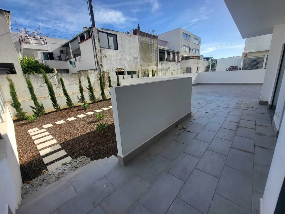 Apartamento T2 para Venda em Portimão Foto 27