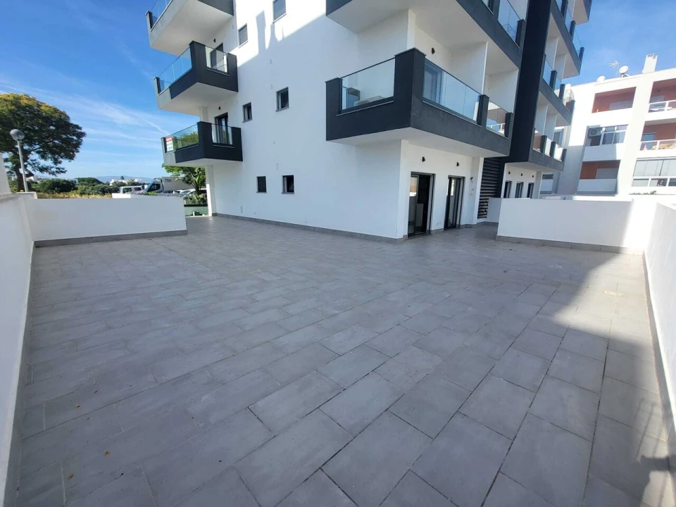 Apartamento T2 para Venda em Portimão Foto 31
