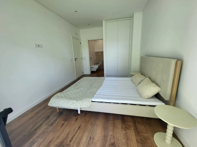 Apartamento T2 para Venda em Portimão Foto 17