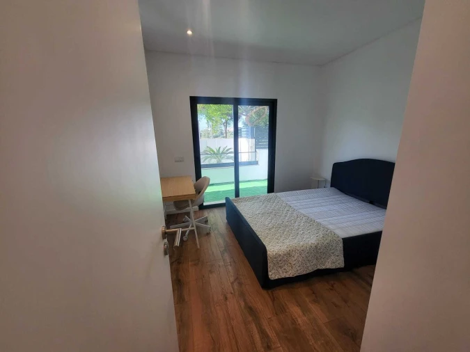 Apartamento T2 para Venda em Portimão Foto 36