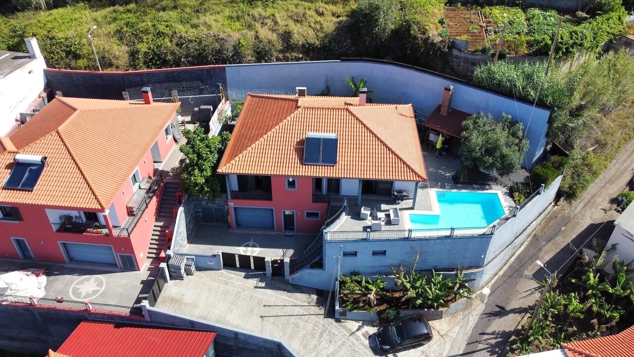 Moradia T3 para Venda em Ribeira Brava Foto 4