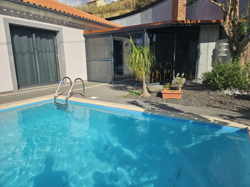 Moradia T3 para Venda em Ribeira Brava Foto 6