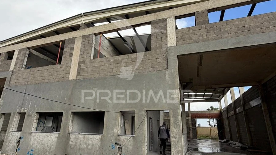 Armazém para Venda em Seixal, Arrentela e Aldeia de Paio Pires