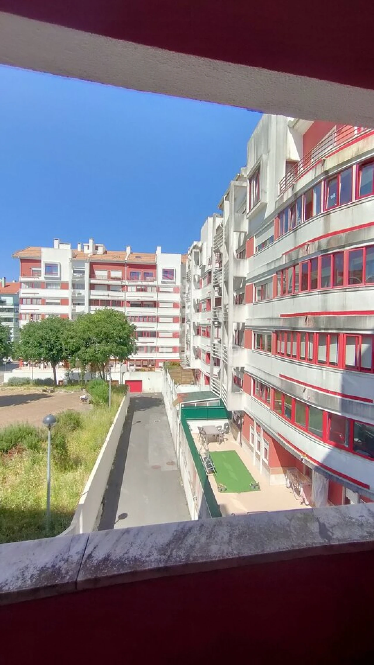 Apartamento T2 para Venda em Algueirão-Mem Martins Foto 1