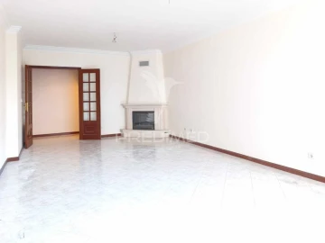 Apartamento T2 para Venda em Algueirão-Mem Martins