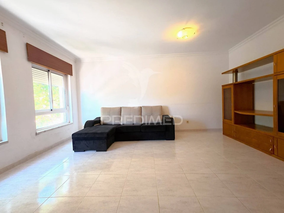 Apartamento T2 para Venda em Vialonga Foto 26