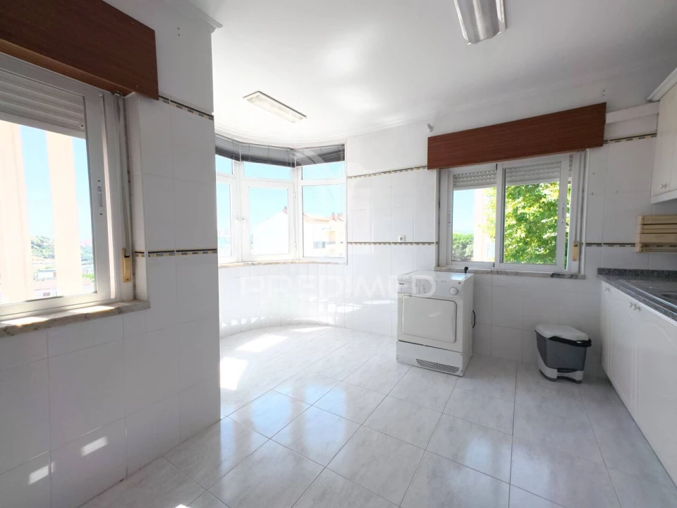 Apartamento T2 para Venda em Vialonga Foto 22