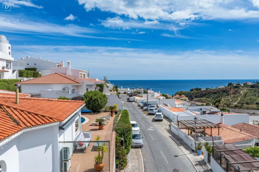 Moradia T4 para Venda em Albufeira e Olhos de Água Foto 31