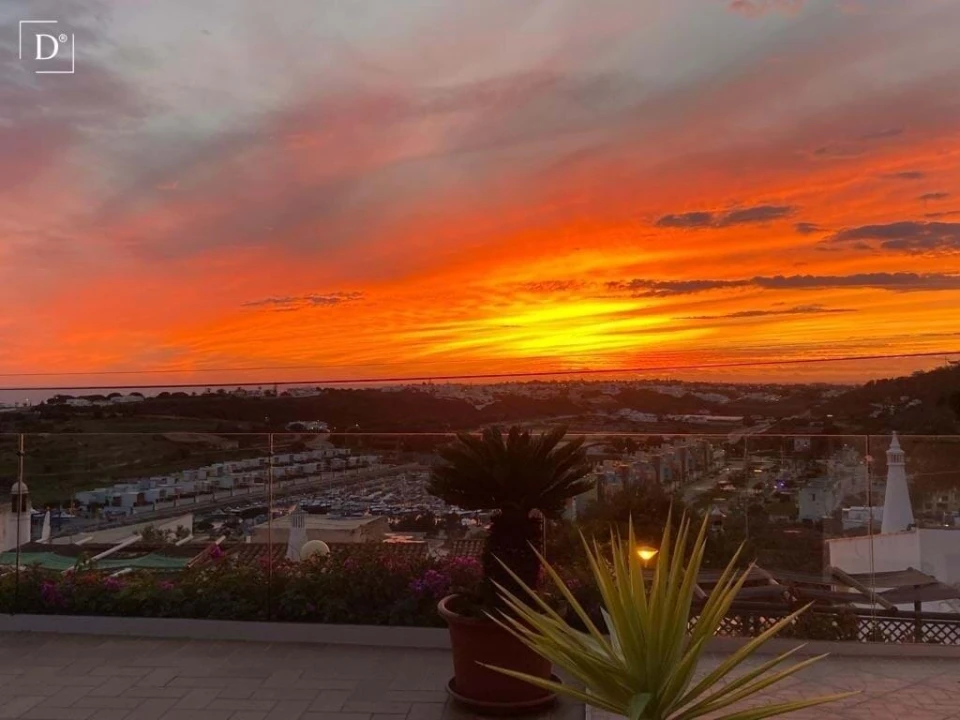 Moradia T4 para Venda em Albufeira e Olhos de Água Foto 27