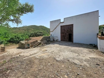 Quinta T0 para Venda em Alferce