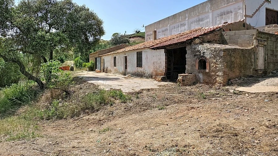Quinta T0 para Venda em Alferce