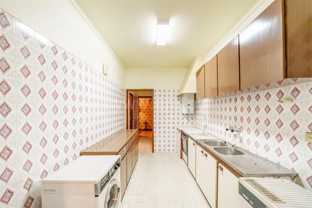 Apartamento T3 para Venda em Covilhã e Canhoso Foto 3