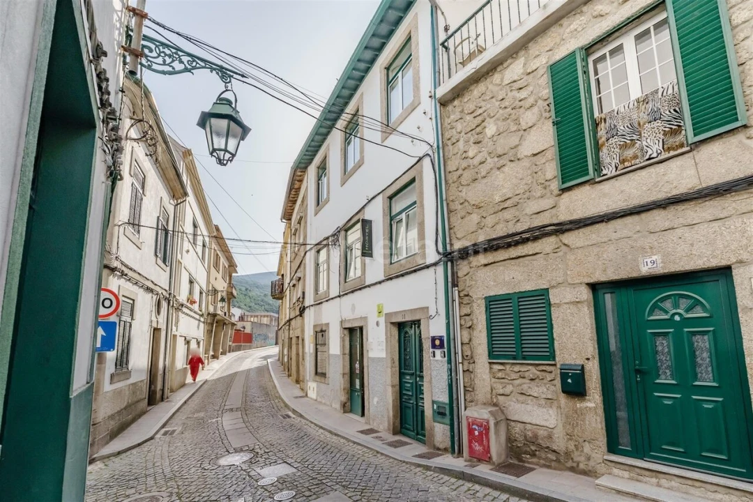 Moradia T4 para Venda em Covilhã e Canhoso Foto 3