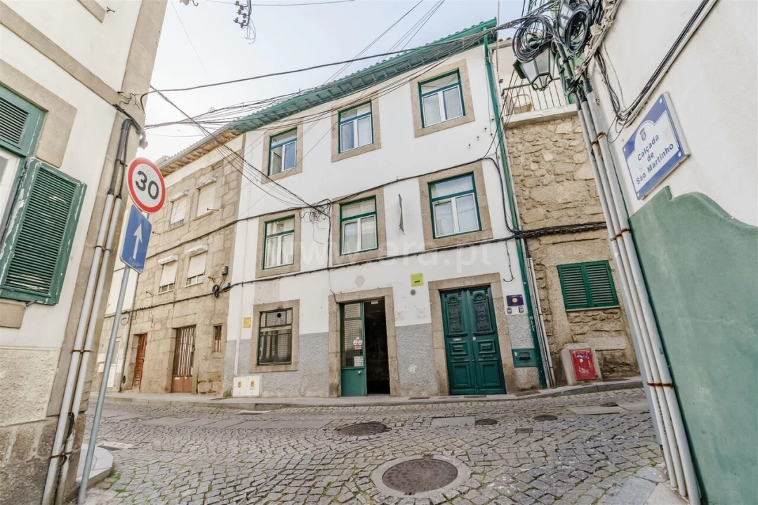 Moradia T4 para Venda em Covilhã e Canhoso Foto 1