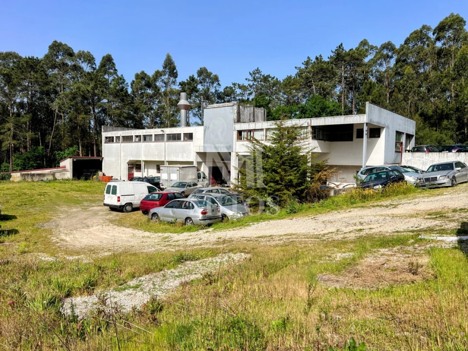 Armazém para Venda em Castelo do Neiva Foto 1