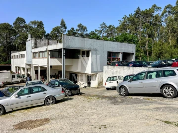 Armazém para Venda em Castelo do Neiva