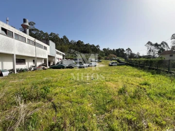 Armazém para Venda em Castelo do Neiva